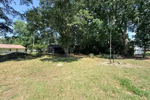 203 Fox Dr, Dudley, NC 28333 - Photo 4