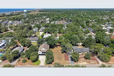 107 NE 35th Street, Oak Island, NC 28465 - Photo 24