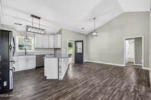 317 Reid Ct N, Jacksonville, NC 28540 - Photo 8