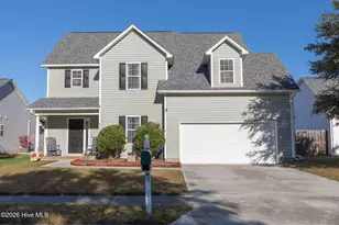 302 Providence Dr, Jacksonville, NC 28546 - Photo 2