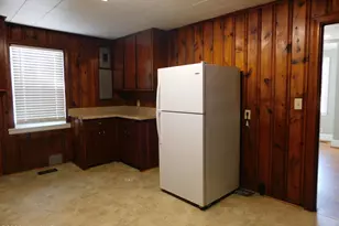 417 Fairley T St, Laurinburg, NC 28352 - Photo 6
