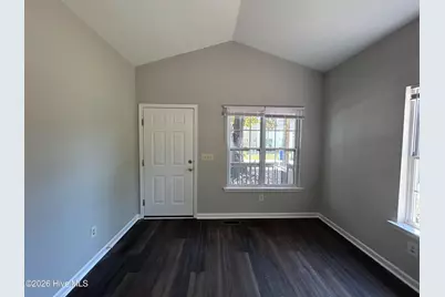433 Evans Street, Wilmington, NC 28405 - Photo 4