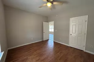 433 Evans St, Wilmington, NC 28405 - Photo 10
