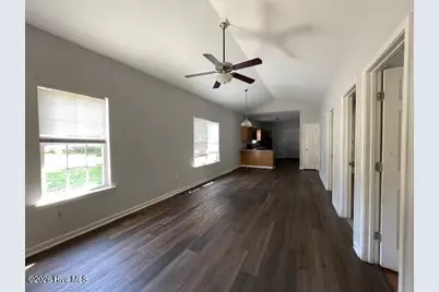 433 Evans Street, Wilmington, NC 28405 - Photo 2