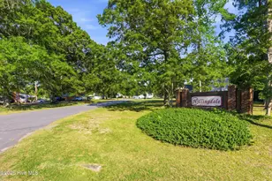 127 Hillingdale Dr, Washington, NC 27889 - Photo 2