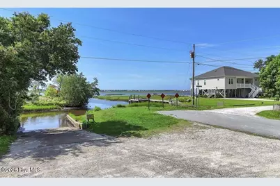 164 Bahama Drive, Hampstead, NC 28443 - Photo 4