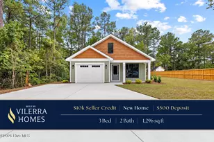 302 Pine Ct, Hampstead, NC 28443 - Photo 1