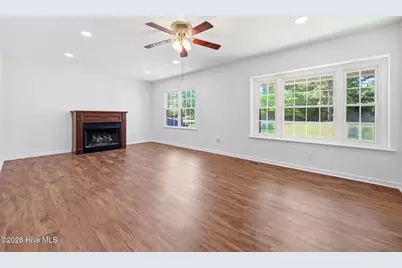 122 Forest Drive, Aberdeen, NC 28315 - Photo 6