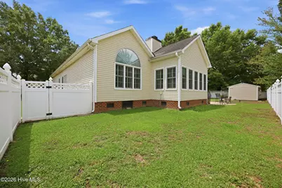 101 White Oak Drive, Greenville, NC 27858 - Photo 22