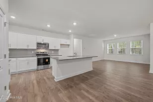253 Lake Tyler Dr, New Bern, NC 28560 - Photo 16