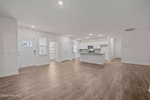 253 Lake Tyler Dr, New Bern, NC 28560 - Photo 8