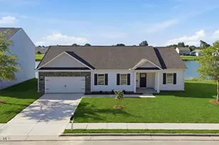 253 Lake Tyler Dr, New Bern, NC 28560 - Photo 2