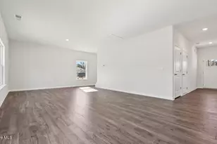 3097 Platinum Cir, West End, NC 27376 - Photo 6