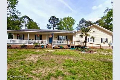 11 Fayetteville Road, Elizabethtown, NC 28337 - Photo 1