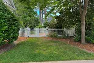 409 Mayfair Dr, Rocky Mount, NC 27804 - Photo 4