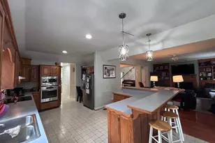 104 Chowan Cir, Hertford, NC 27944 - Photo 2