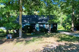 744 Mrs Tates Rd, Whiteville, NC 28472 - Photo 4