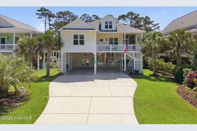206 NE 61st Street, Oak Island, NC 28465 - Photo 2