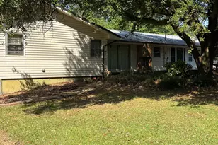 32 Dogwood Ln, Whiteville, NC 28472 - Photo 10