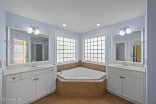 201 Quincy Ct, New Bern, NC 28560 - Photo 20