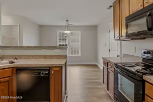406 Jasmine Ln, Jacksonville, NC 28546 - Photo 8