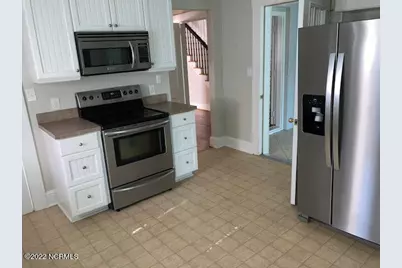 2301 E 4th Street, Greenville, NC 27858 - Photo 6