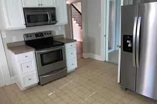 2301 E 4th St, Greenville, NC 27858 - Photo 6