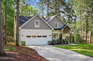 102 Dartmoor Ln, Seven Lakes, NC 27376 - Photo 2