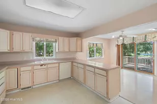 470 Lakeshore Dr, Sunset Beach, NC 28468 - Photo 10