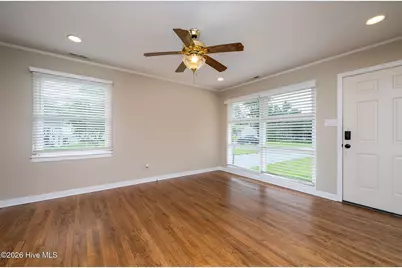 1810 Park Avenue, New Bern, NC 28560 - Photo 2