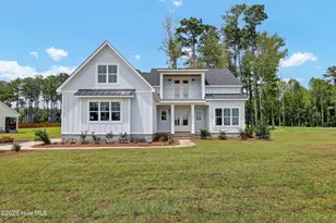 1101 Crown Pointe Dr, Hampstead, NC 28443 - Photo 2