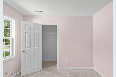408 Bluegrass Circle, Jacksonville, NC 28546 - Photo 18