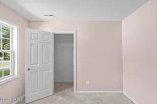 408 Bluegrass Cir, Jacksonville, NC 28546 - Photo 18