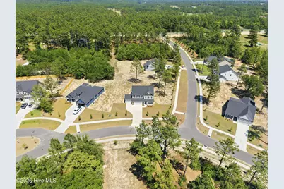 830 Winds Way, Aberdeen, NC 28315 - Photo 6