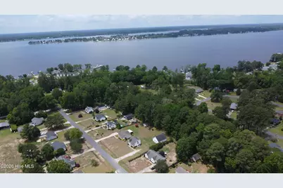 126 Edgewater Road, Washington, NC 27889 - Photo 24