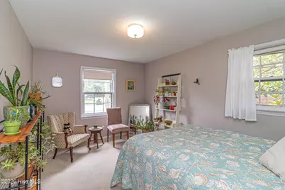 1209 W Highland Avenue, Kinston, NC 28501 - Photo 32