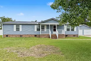 313 Wright Rd, Vass, NC 28394 - Photo 2