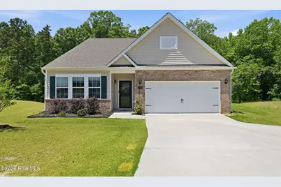 542 Little Rock Court, Carthage, NC 28327 - Photo 1