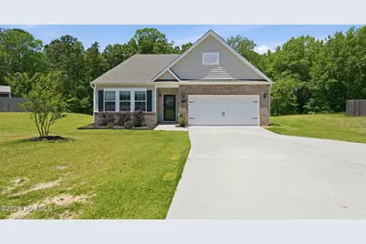 542 Little Rock Court, Carthage, NC 28327 - Photo 2