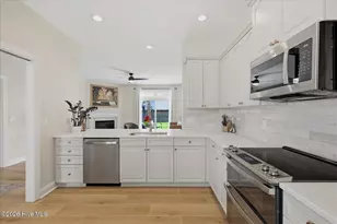 1053 Garden Club Way, Leland, NC 28451 - Photo 10