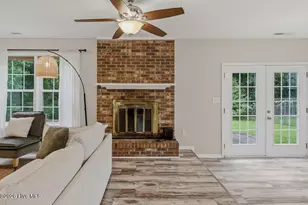 2038 Hunters Ridge Dr, Piney Green, NC 28544 - Photo 10
