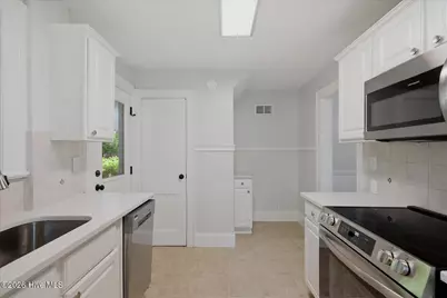 2307 Princess Place Drive, Wilmington, NC 28405 - Photo 18