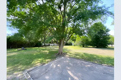 301 S Wilson Street, Fremont, NC 27830 - Photo 6