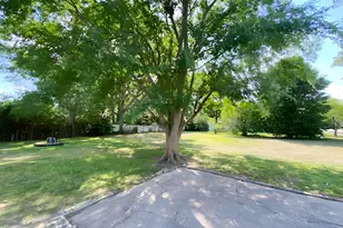 301 S Wilson St, Fremont, NC 27830 - Photo 6