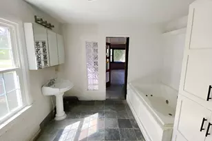 301 S Wilson St, Fremont, NC 27830 - Photo 24
