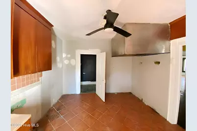 301 S Wilson Street, Fremont, NC 27830 - Photo 28