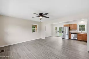 1040 Broad Creek Rd, New Bern, NC 28560 - Photo 12