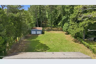 1040 Broad Creek Road, New Bern, NC 28560 - Photo 4