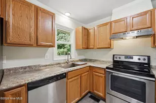 1040 Broad Creek Rd, New Bern, NC 28560 - Photo 10