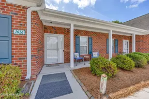 1626 Honeybee Ln, Wilmington, NC 28412 - Photo 1